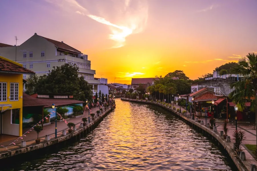 The Singapore–malacca Malaysia Collection