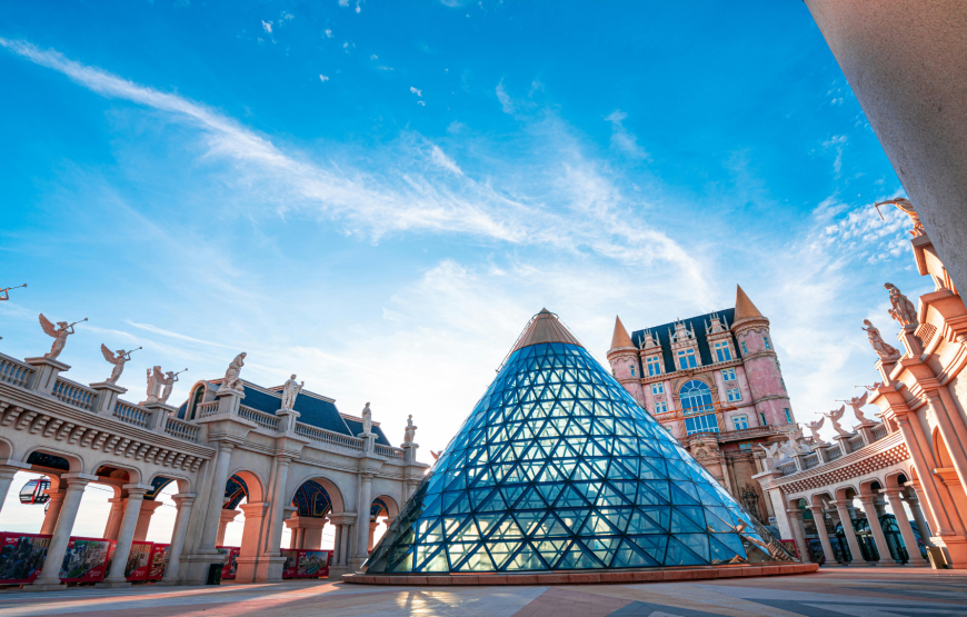 DUBAI & ABU DHABI – ULTIMATE UAE ESCAPE