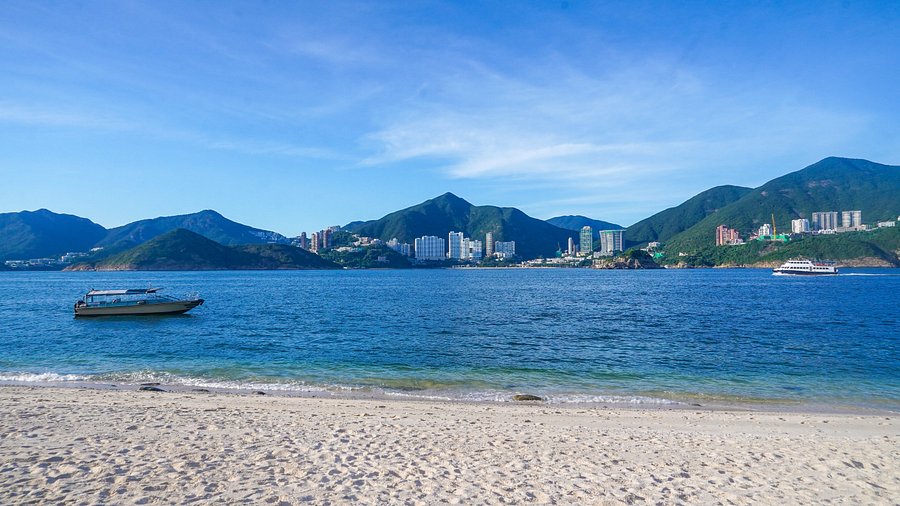 Repulse Bay beach