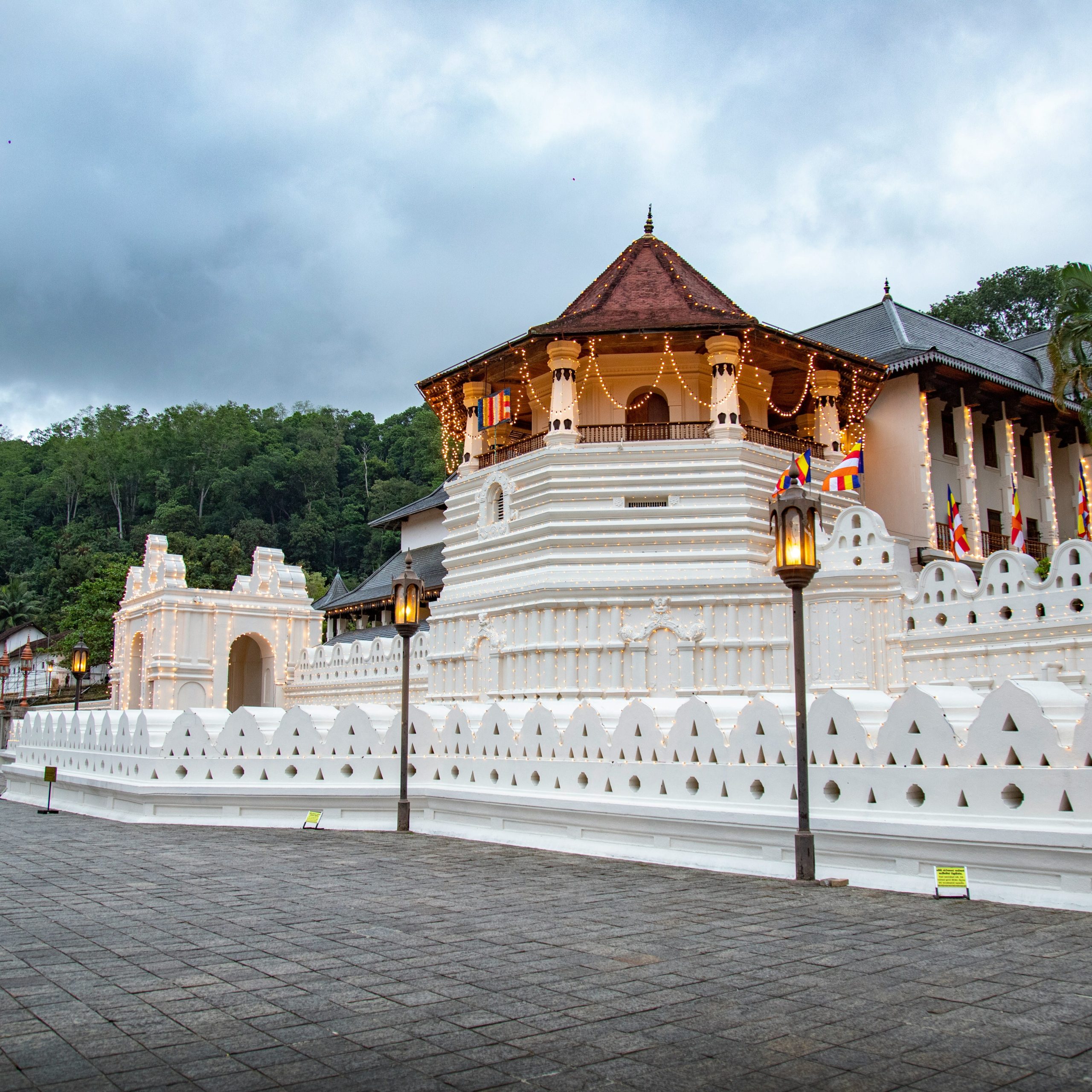 Temple of the Sacred Tooth Relic